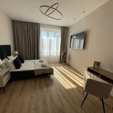 Leo Apartments Old Town Краков Экстерьер фото