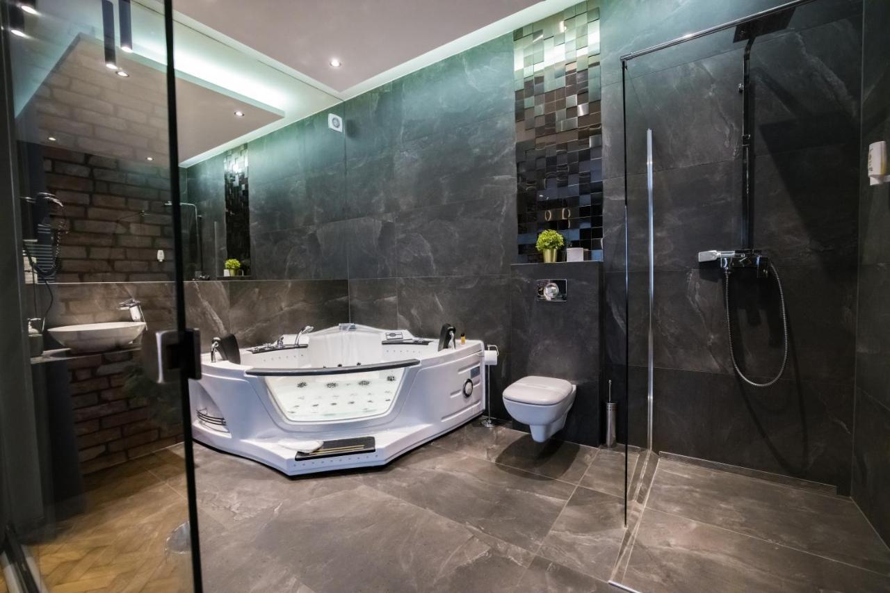 Leo Apartments Old Town Краков Экстерьер фото