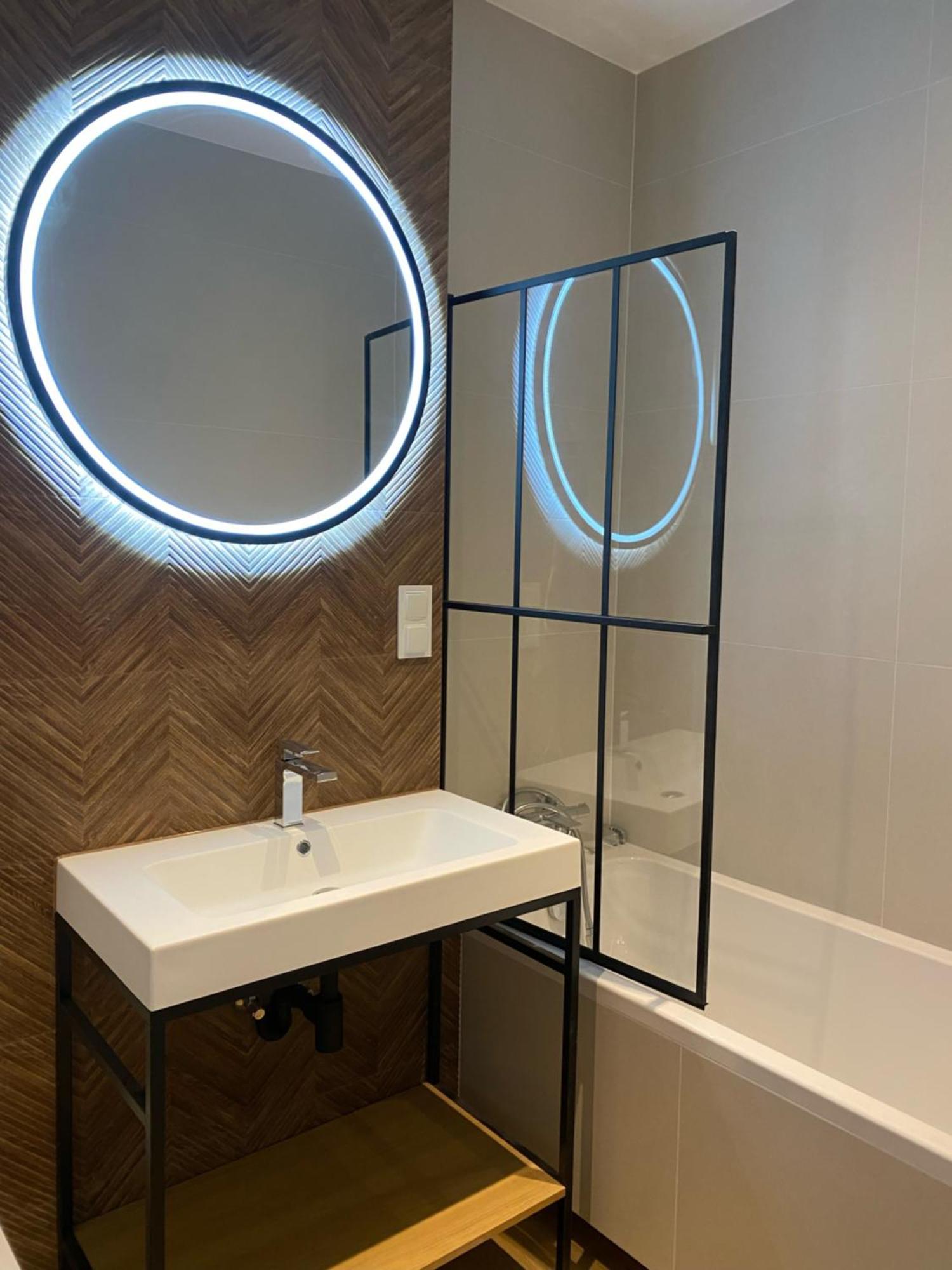 Leo Apartments Old Town Краков Экстерьер фото